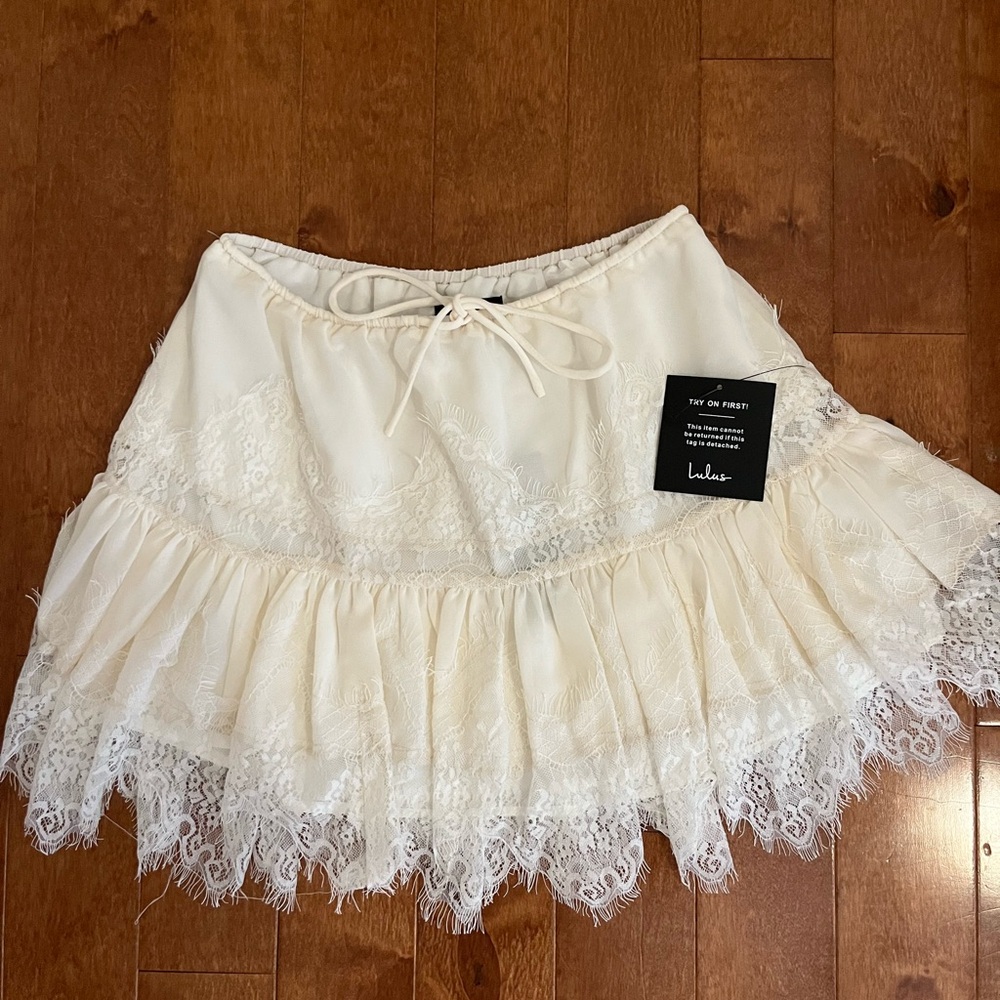 Lulu's Ivory Lace Mini Skirt